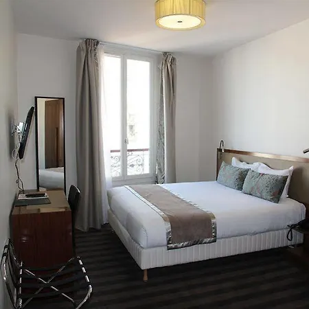 Art Eiffel Hotel